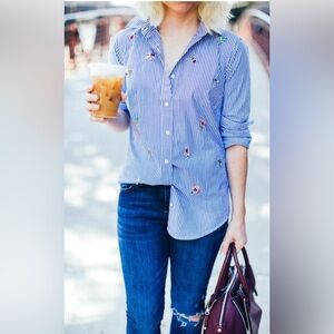 Talbots Rhinestone Gemstone Jeweled Bug Bee Jeweled Button Down Shirt‎ Bedazzled